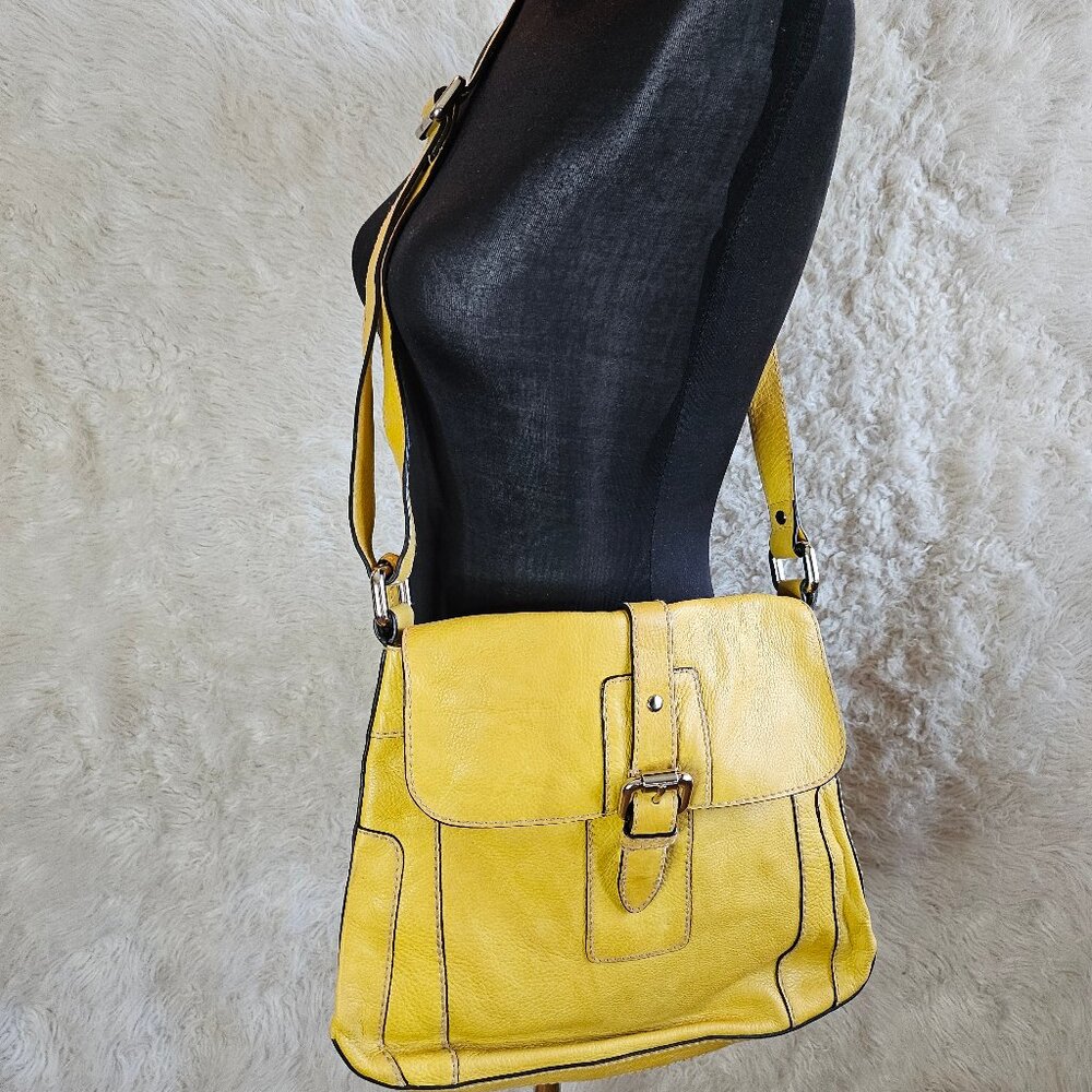 Fossil Mustard Yellow Leather Crossbody Messenger Bag